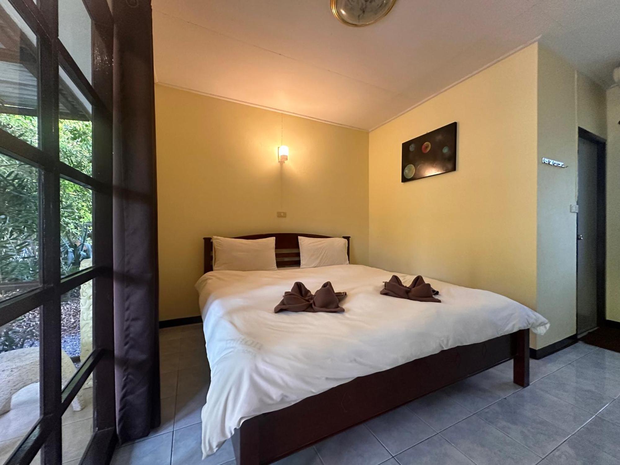 Blue Beach Resort Baanphakrimlay Exterior foto